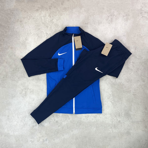 Full best sale blue tracksuit