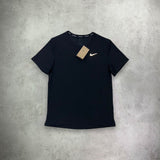 Nike miler t-shirt in black from StockUK