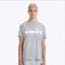 Diadora T-shirt SS Logo Grey/White - The excellent Diadora T-shirt SS Logo Grey/White is available with UK Next Day Delivery and Free Delivery on Orders over £100 from StockUK