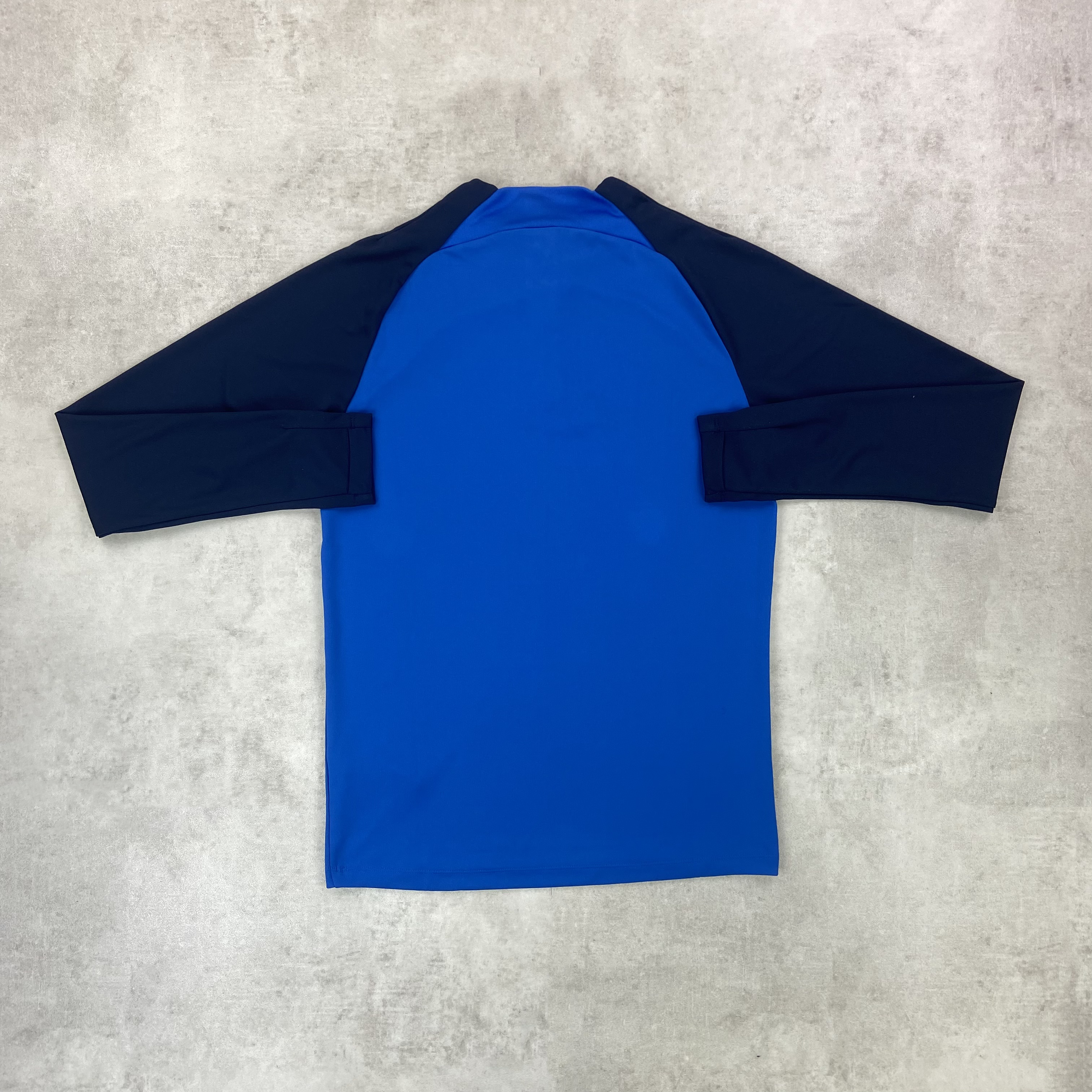 Royal blue and 2024 black nike shirt