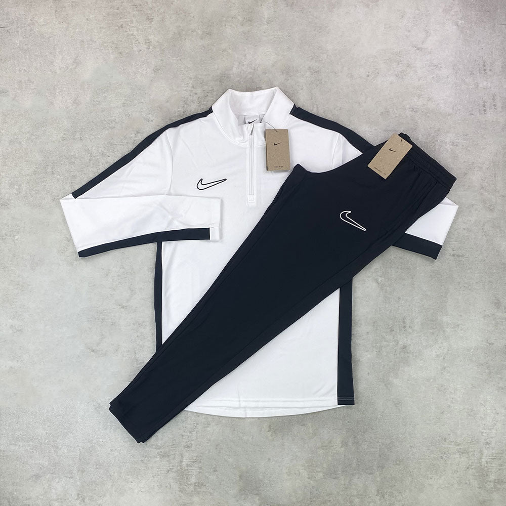nike drill half zip and pants tracksuit set 